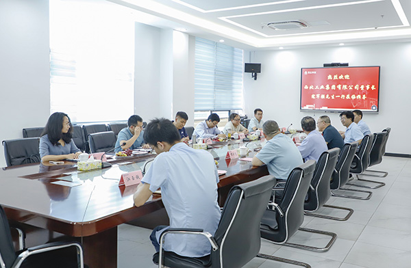 西北工業(yè)集團黨委書記、董事長寇軍強一行考察頂立科技 (1).JPG